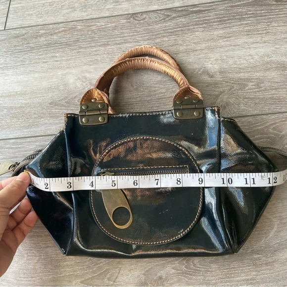 Regina  Black Patent Leather Handbag Made in Italy - Picture 13 of 15
